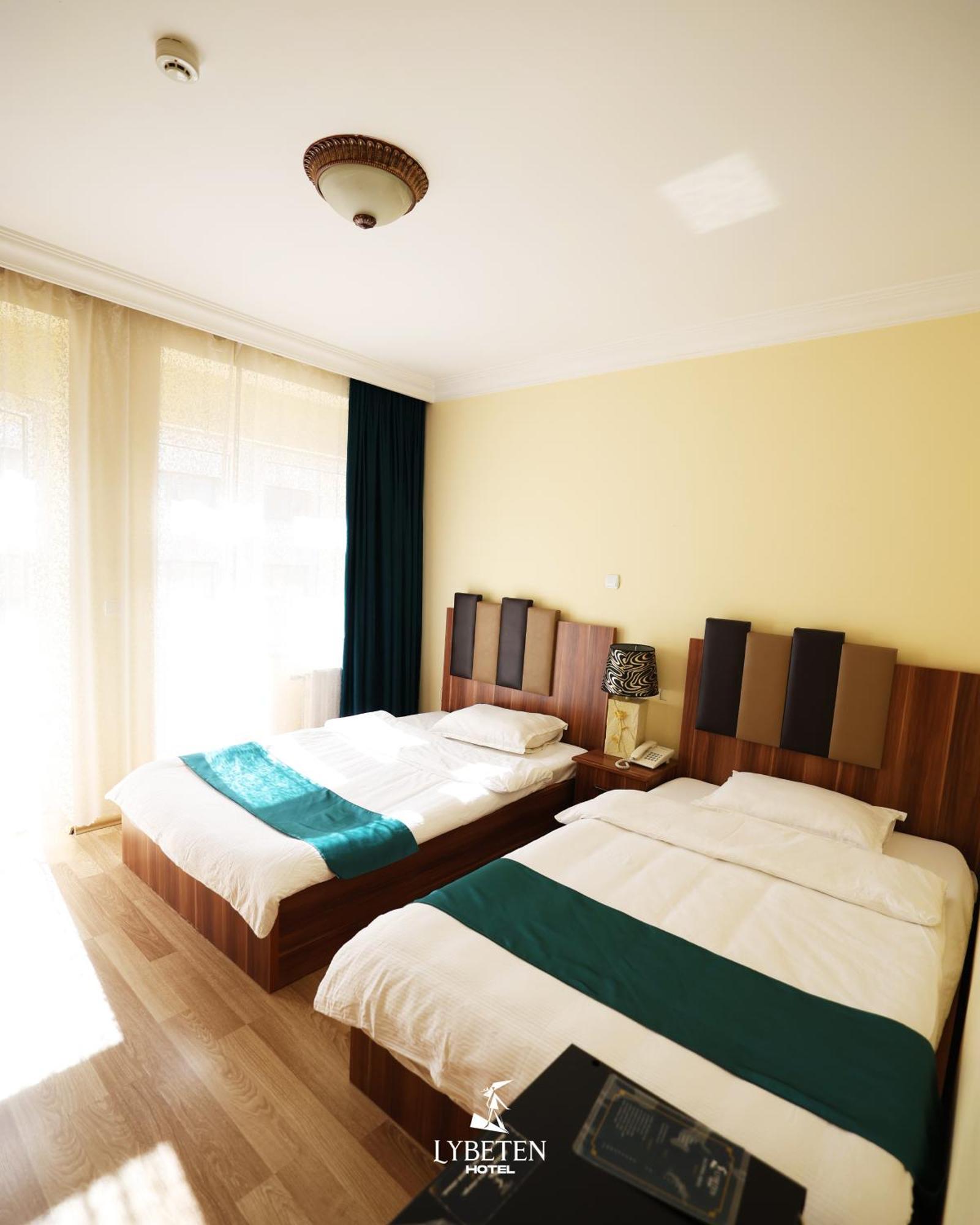 פריזאי Hotel Lybeten מראה חיצוני תמונה