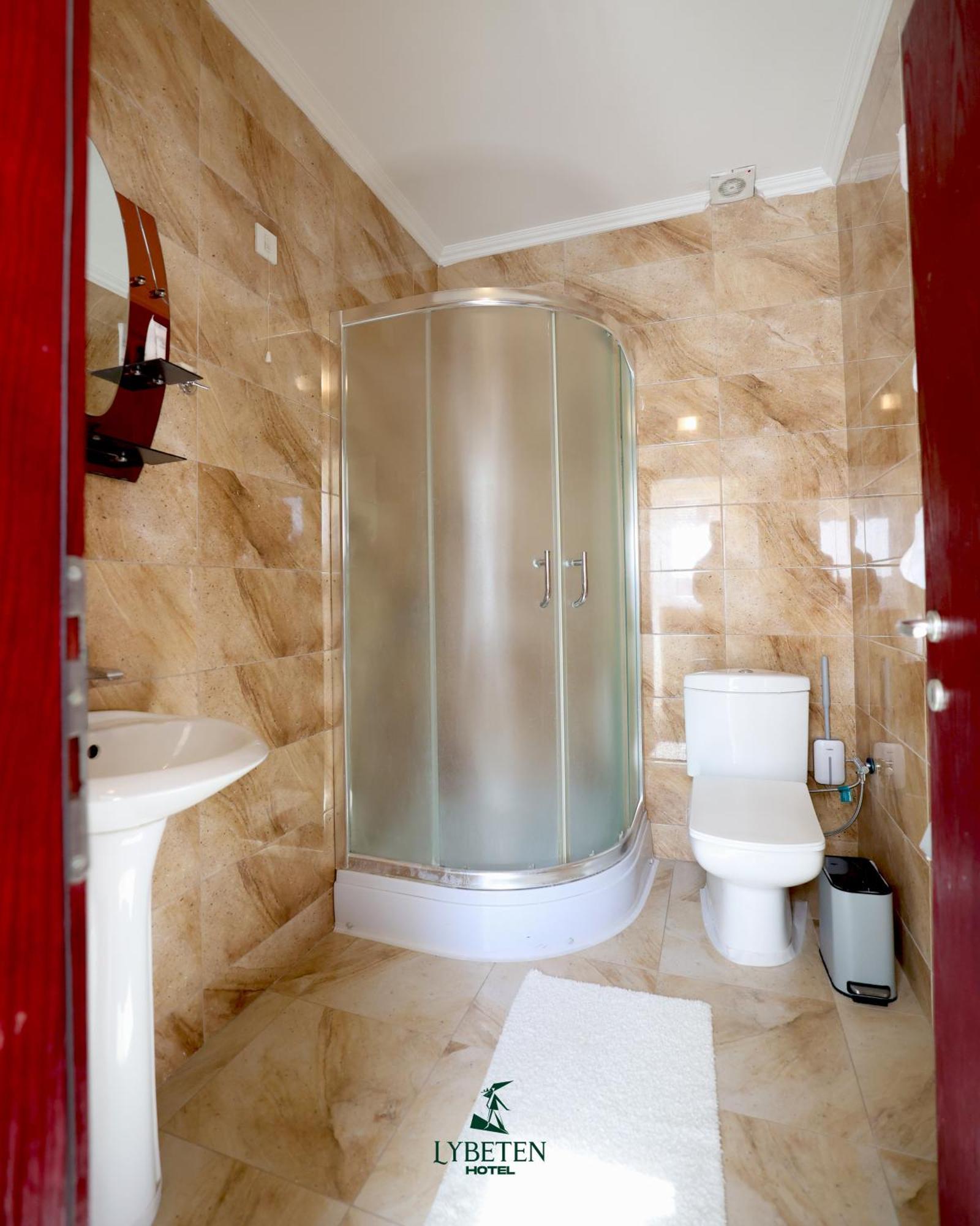 פריזאי Hotel Lybeten מראה חיצוני תמונה