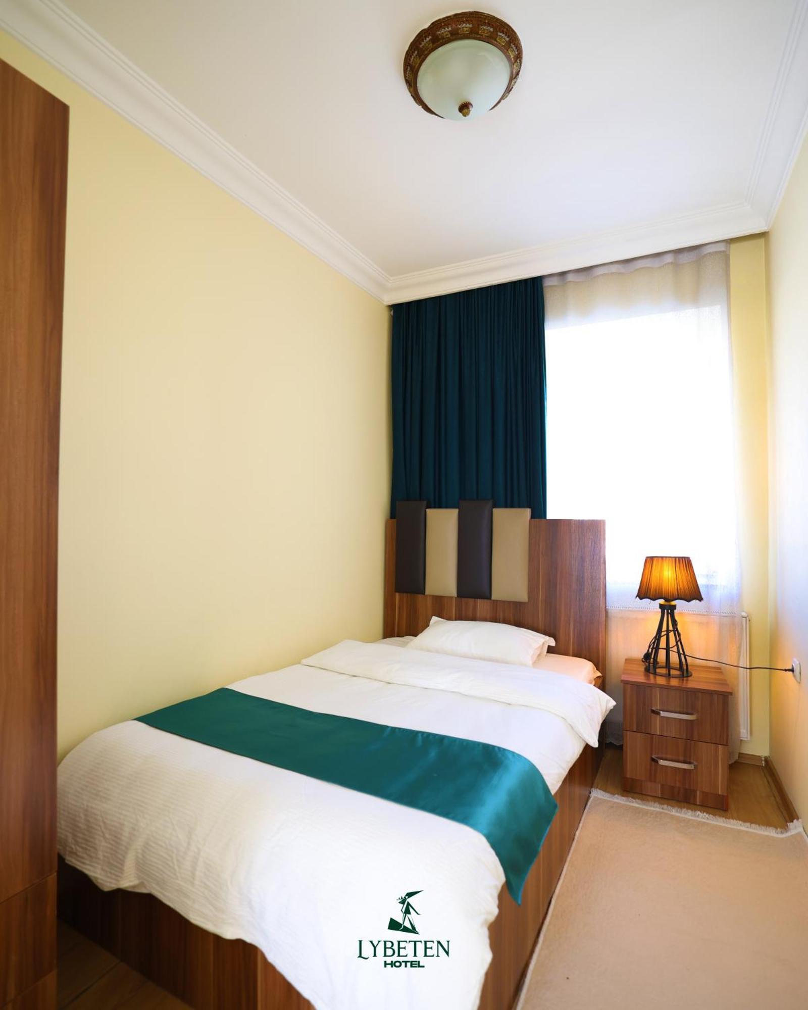 פריזאי Hotel Lybeten מראה חיצוני תמונה