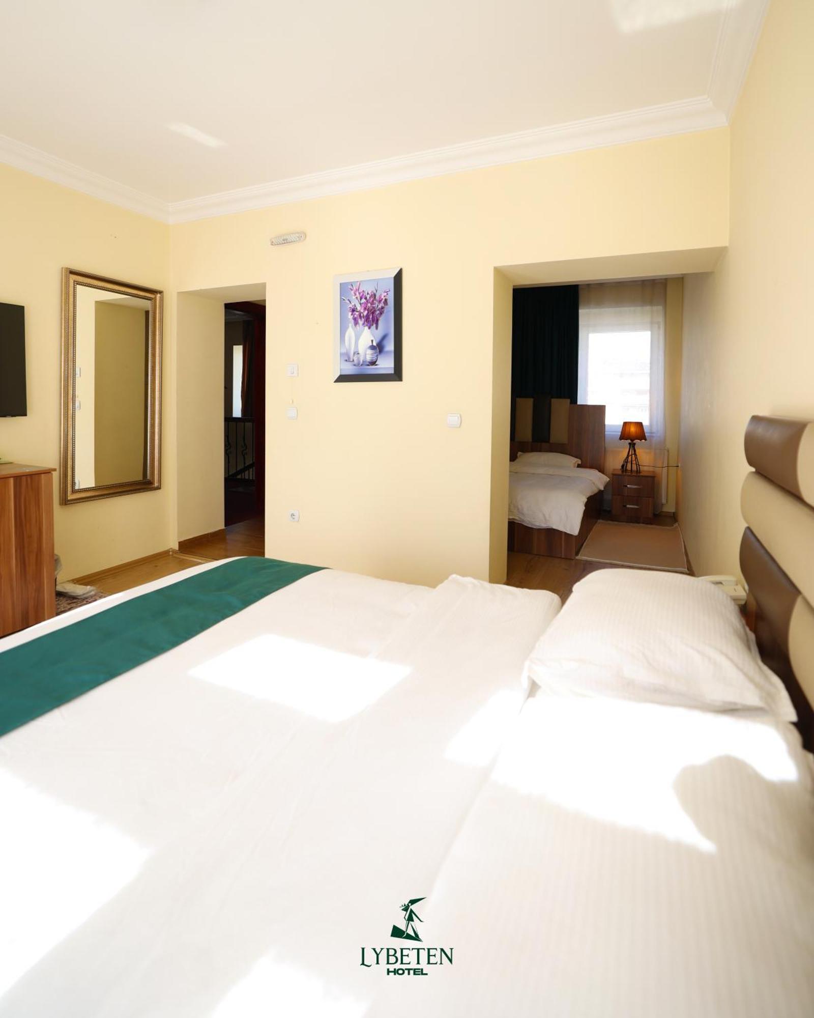 פריזאי Hotel Lybeten מראה חיצוני תמונה
